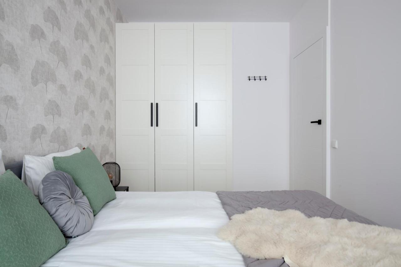 Elite Apartments Chlebova Premium Гданьск Экстерьер фото